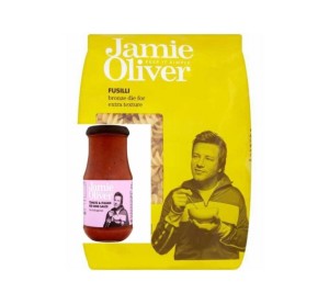 Australia's two major supermarkets have inked partnership deals with celebrity chefs.